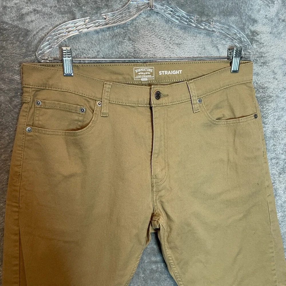 Signature Levis Mens Straight Leg Khaki Jean 36x32 Smart Casual Elevated Relaxed